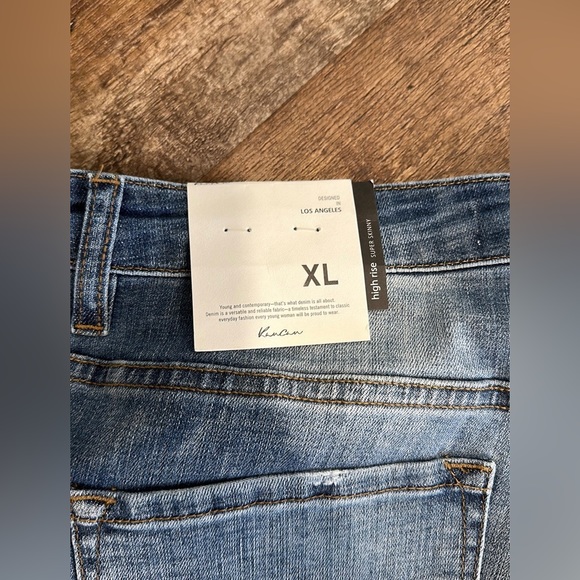 Kancan Jeans - Picture 2 of 3